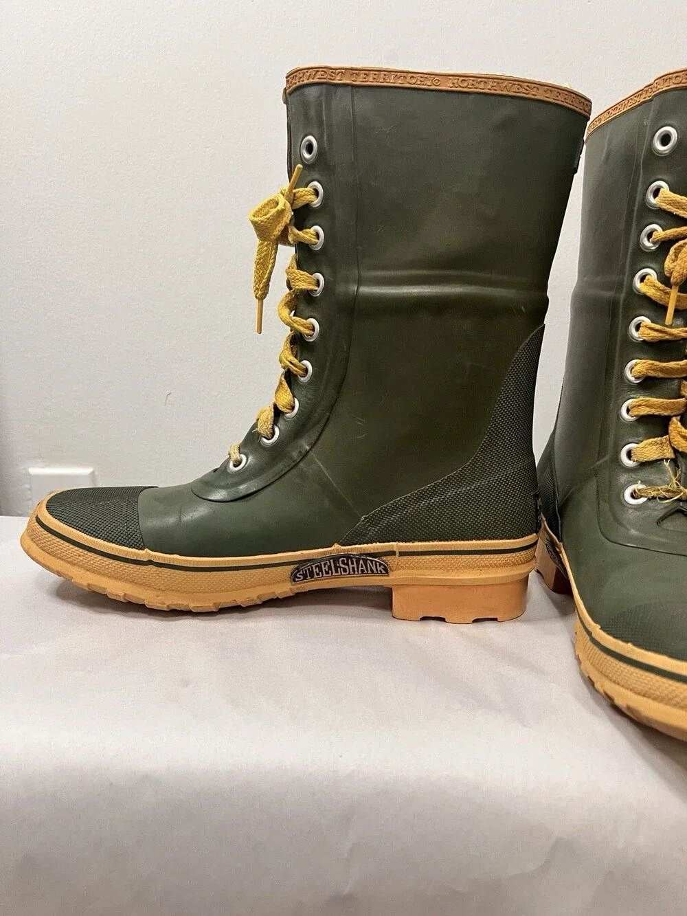 Vintage Northwest Territory Insulated Waterproof Rubber Boots Size 11